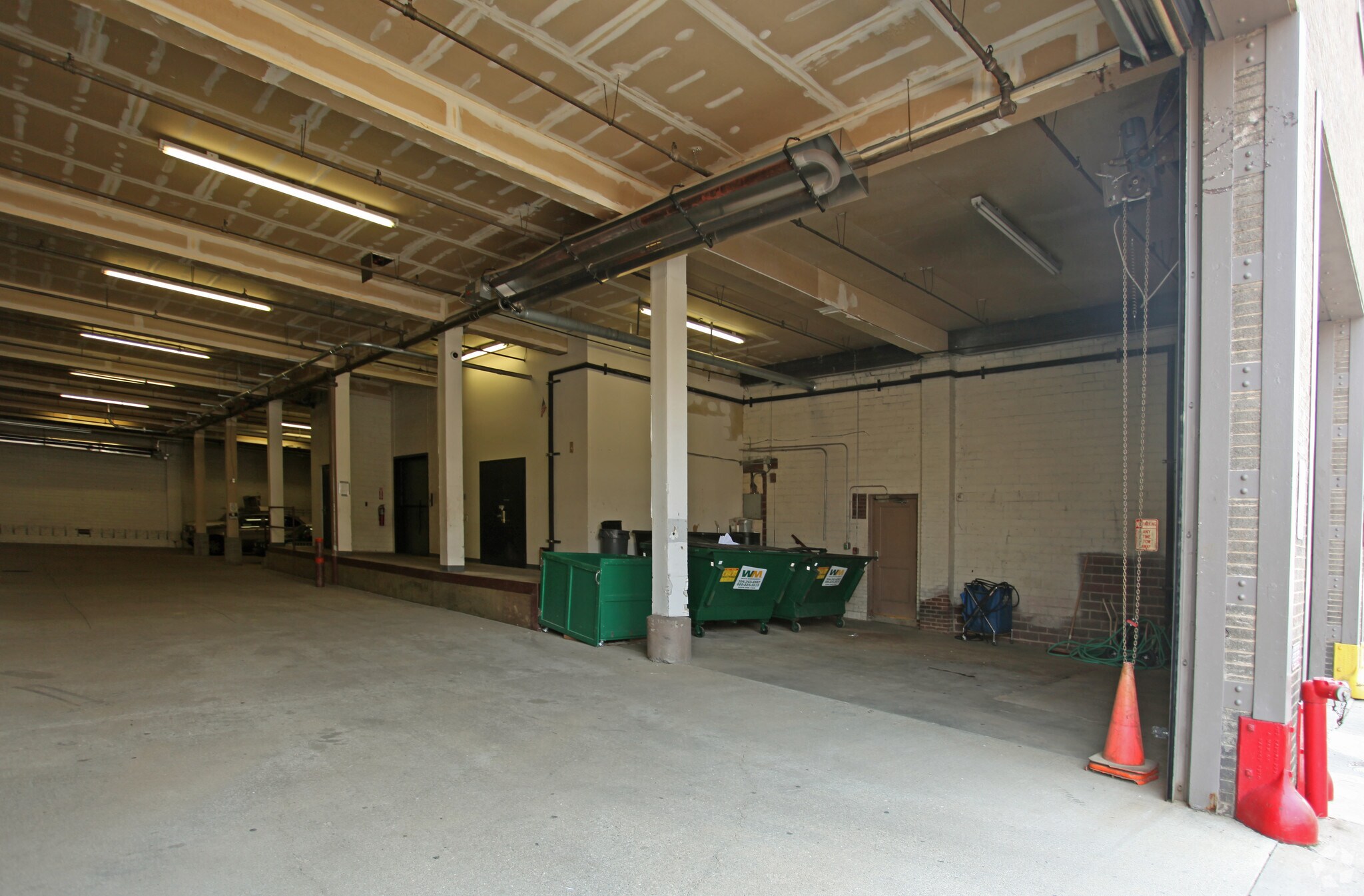 600-602 Virginia St E, Charleston, WV 25301 - The Woodrums Building