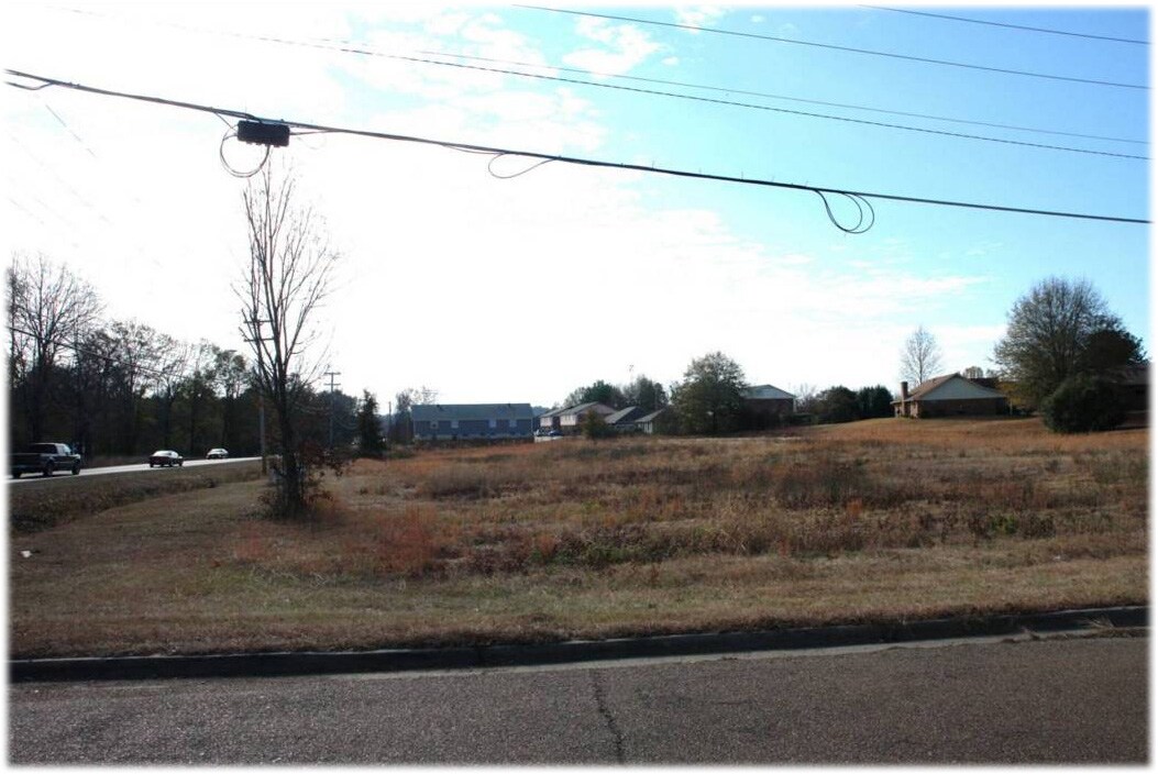 0 HWY 80 W, Clinton, MS 39056