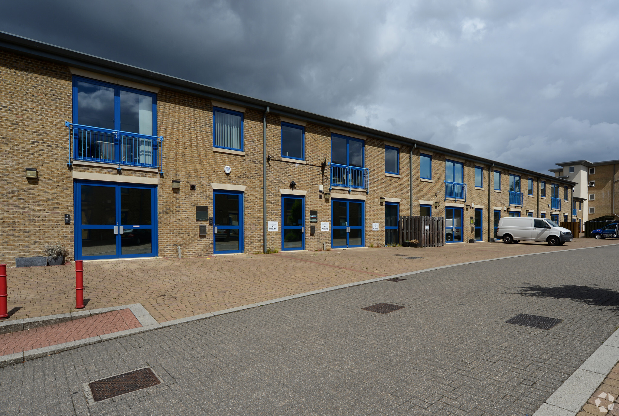 Gateway Mews, London for sale Primary Photo- Image 1 of 8