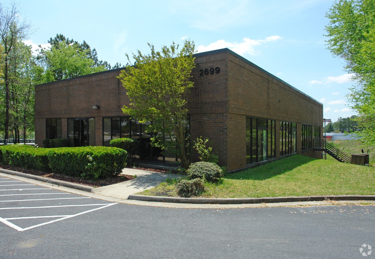 2699 Johnson Rd NE, Atlanta, GA 30345