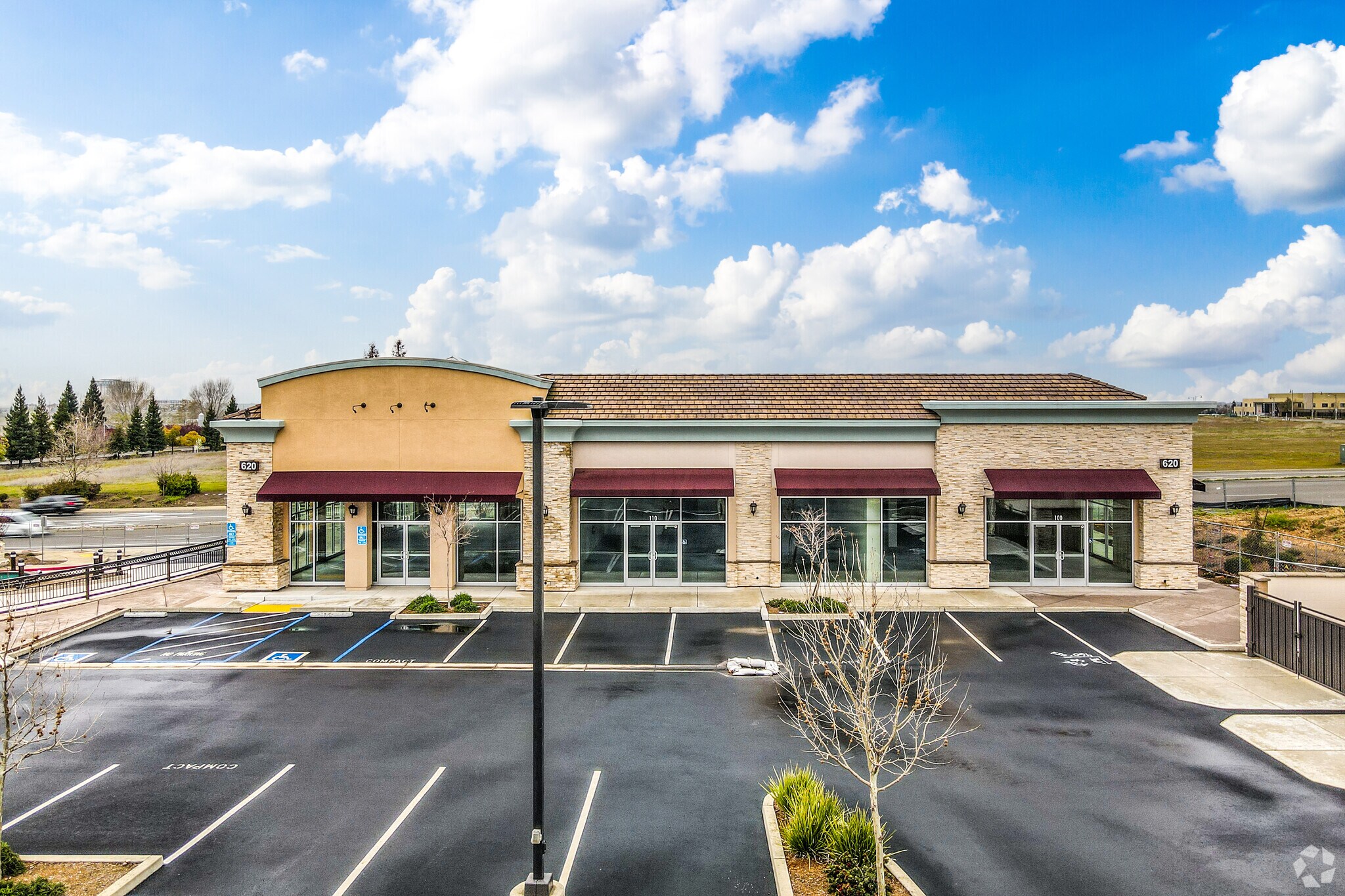 620 Twelve Bridges Dr, Lincoln, CA 95648 Terra Cotta Village