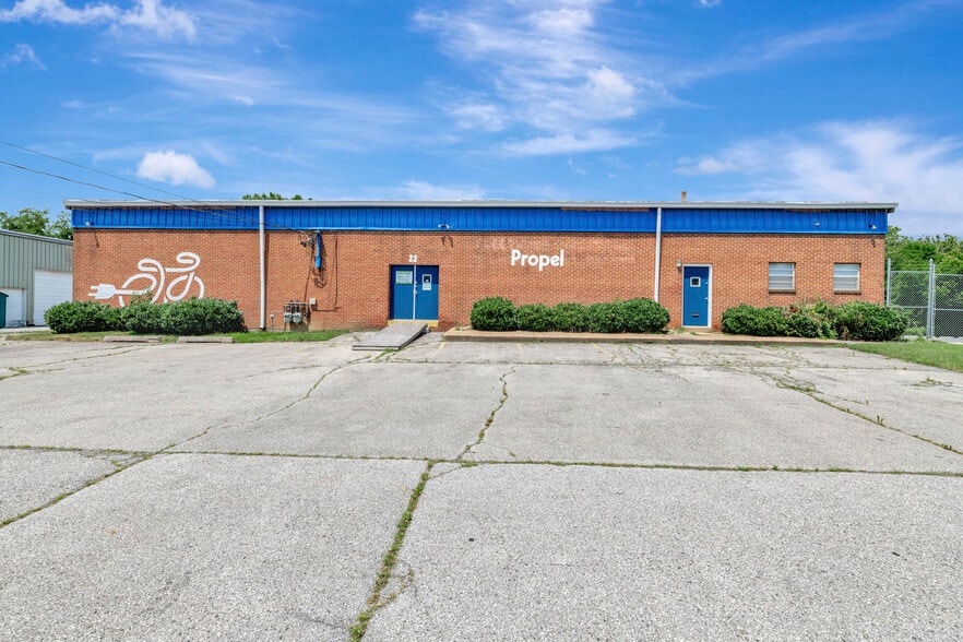 22 Germay Dr, Wilmington, DE for lease - Building Photo - Image 2 of 15