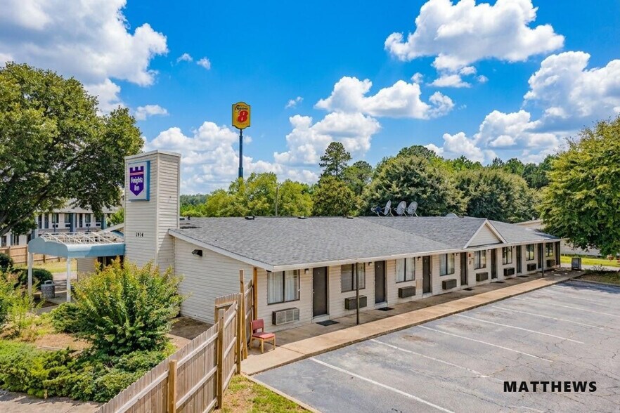 1834 W Lucas St, Florence, SC for sale - Building Photo - Image 2 of 3