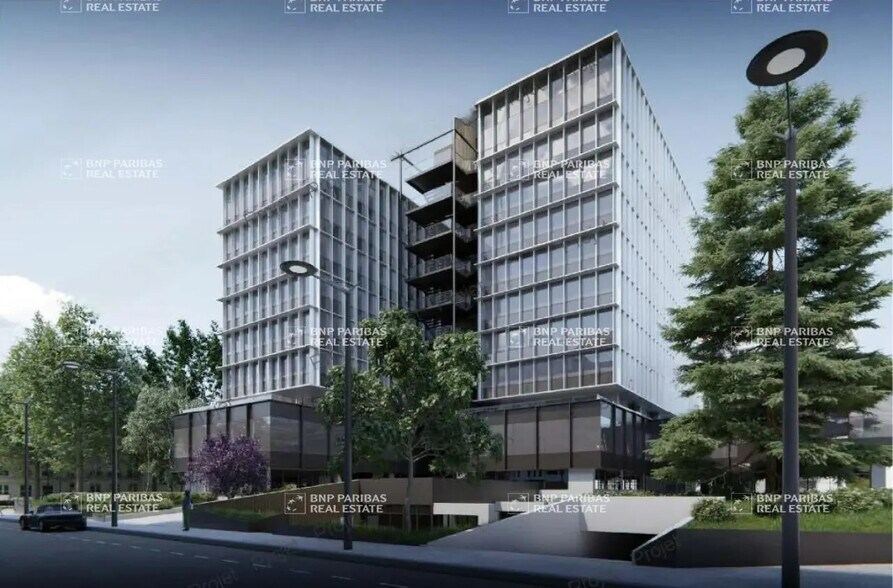 Office in Lyon for lease - Building Photo - Image 1 of 12