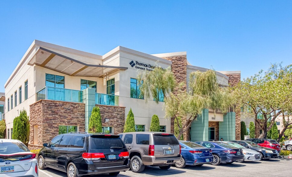 870 Seven Hills Dr, Henderson, NV for lease - Building Photo - Image 3 of 5