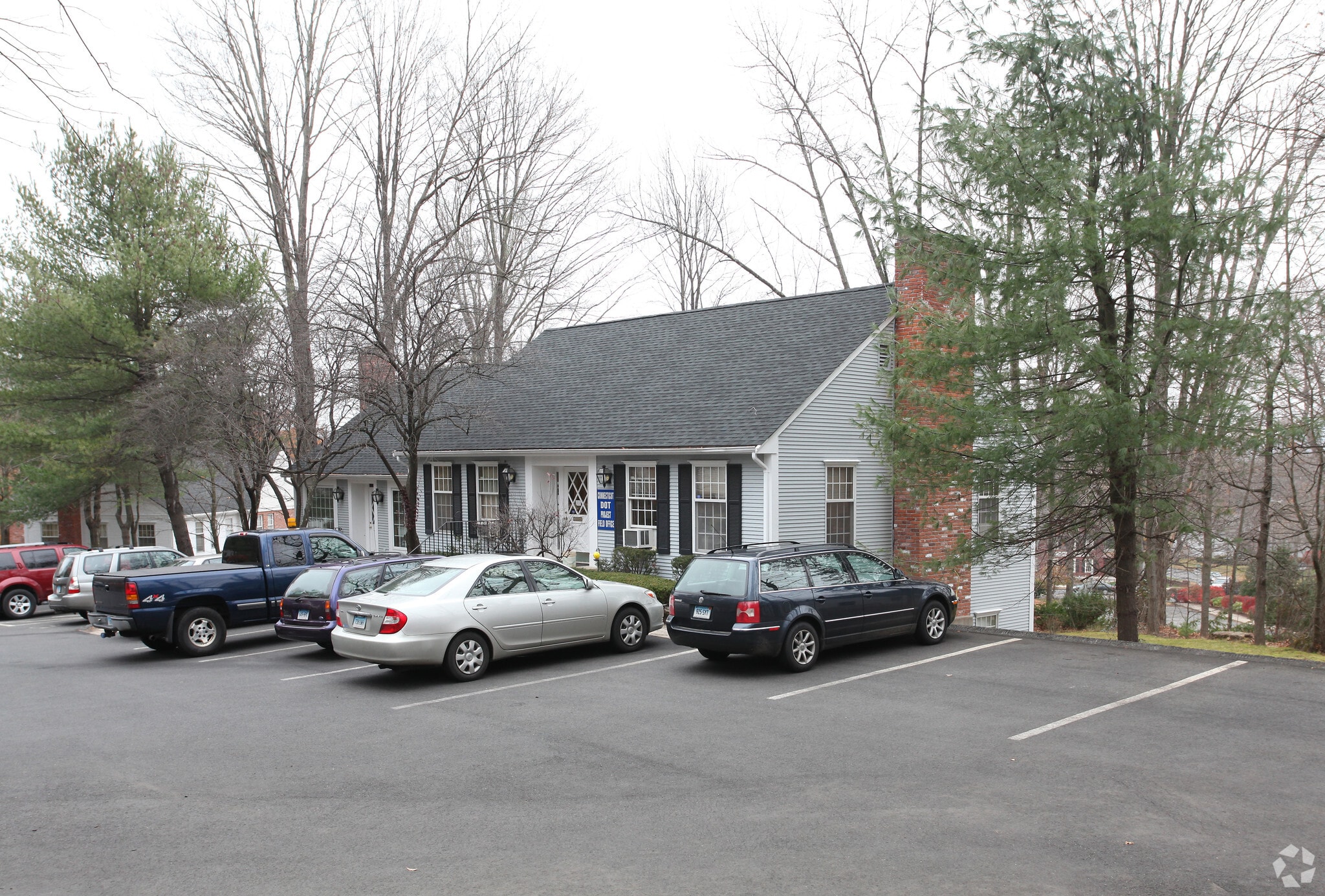 45 W Main St, Avon, CT for sale Primary Photo- Image 1 of 1