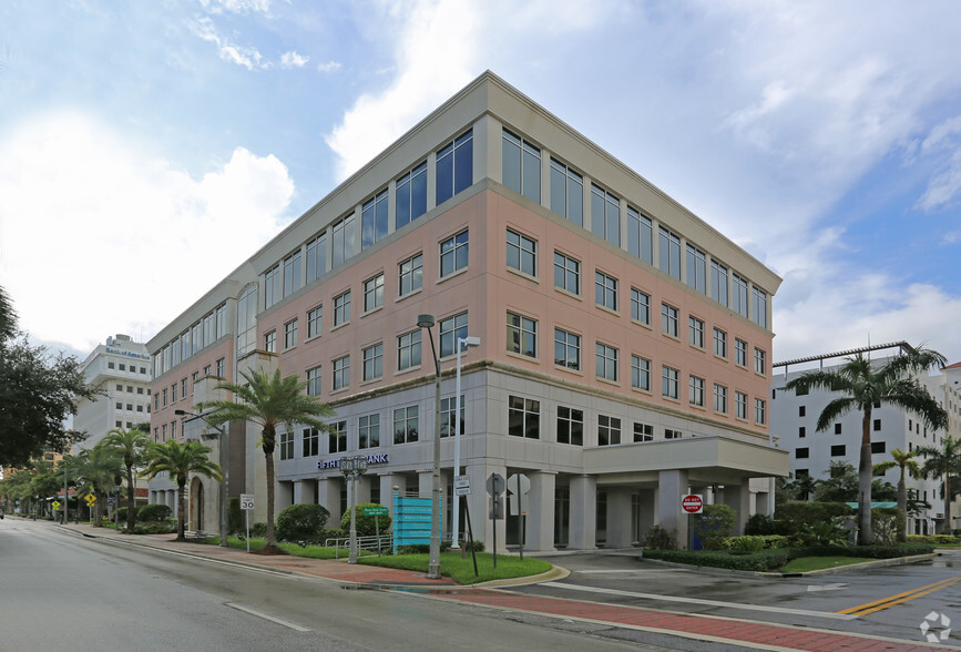 120 E Palmetto Park Rd, Boca Raton, FL for lease - Primary Photo - Image 1 of 18