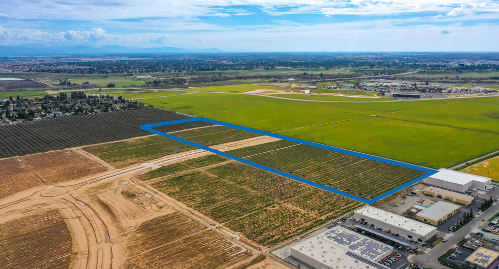 Avenue 10 & Road 40 1/2, Madera, CA for sale - Aerial - Image 3 of 4