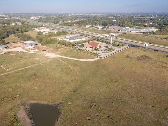 618 US Highway 80 E, Sunnyvale, TX for sale Primary Photo- Image 1 of 1