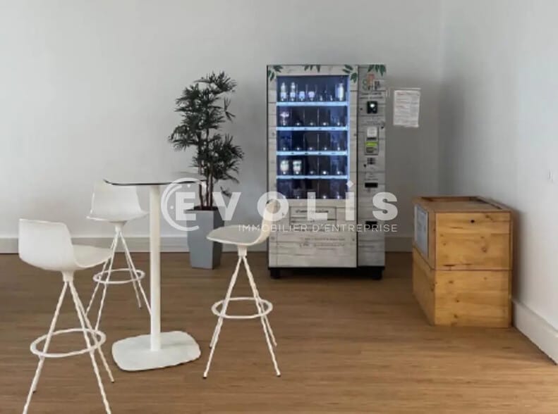 215 Avenue Georges Clemenceau, Nanterre for lease - Building Photo - Image 3 of 10