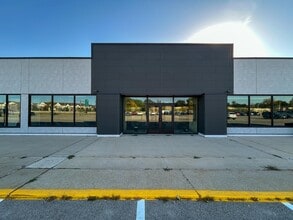 115 16th Ave NW, Rochester, MN for lease Building Photo- Image 1 of 3