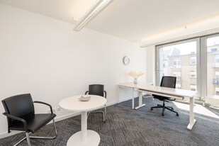 1051 Franklin Ave, Garden City NY - Serviced Office