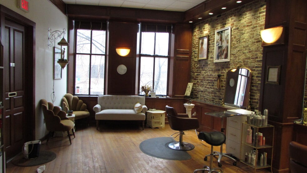 6-8 City Ctr, Portland, ME for lease - Interior Photo - Image 2 of 5