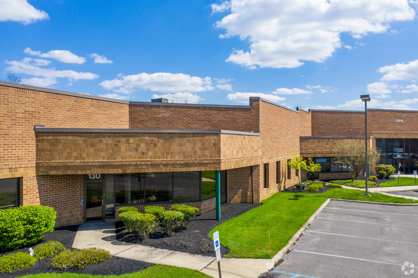 124 Gaither Dr, Mount Laurel, NJ 08054 - Gateway Business Park | LoopNet