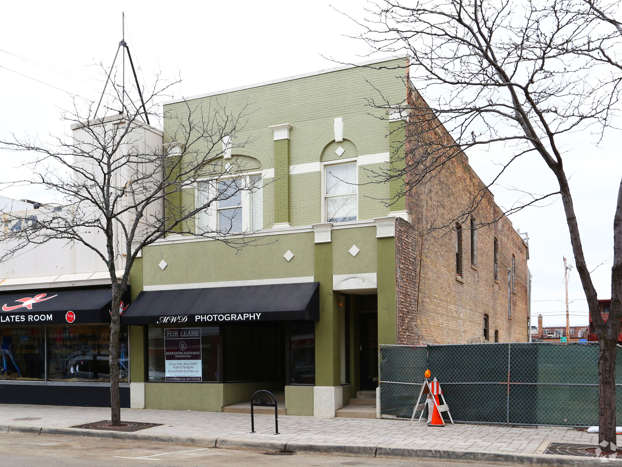 126 N York St, Elmhurst, IL for sale Primary Photo- Image 1 of 1