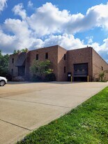 12855 York Delta Dr, North Royalton OH - Warehouse