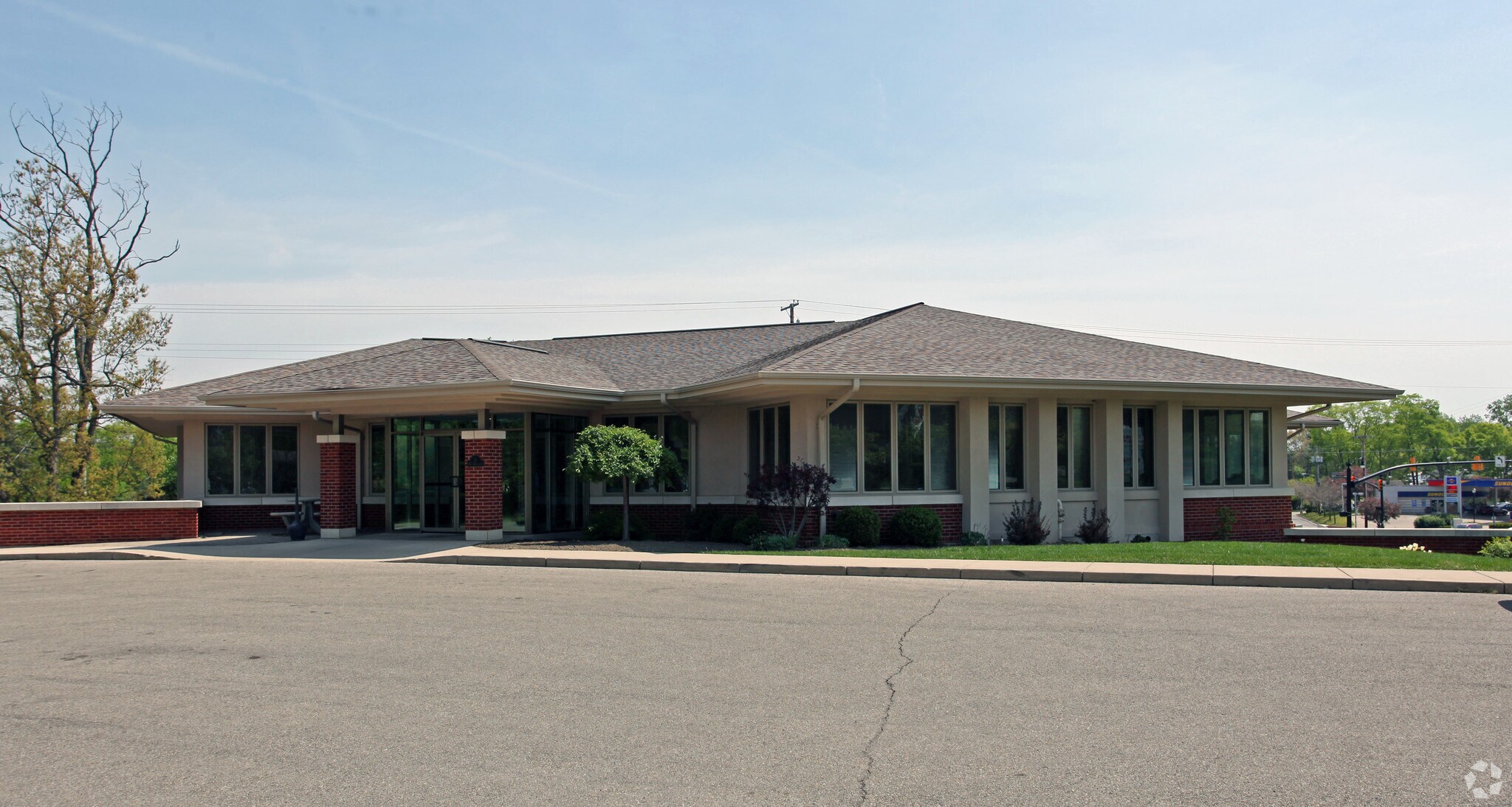 5 W Wenger Rd, Englewood, OH for sale Building Photo- Image 1 of 1