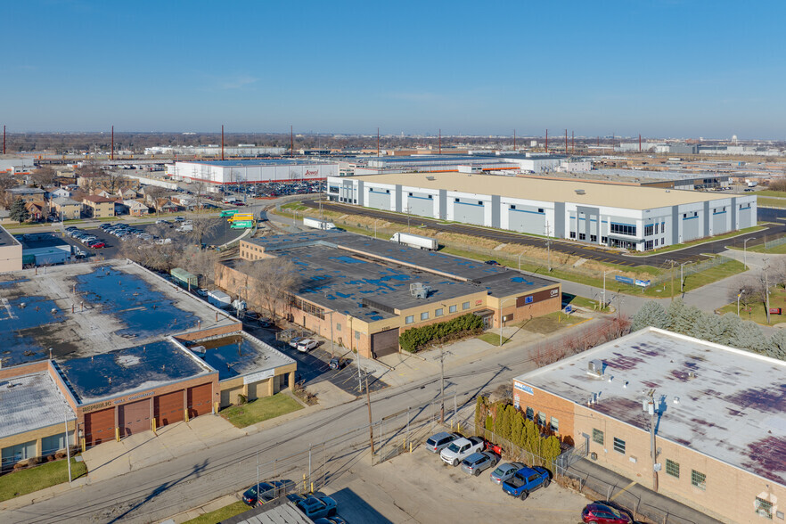 2080 N 15th Ave, Melrose Park, IL for sale - Aerial - Image 3 of 19