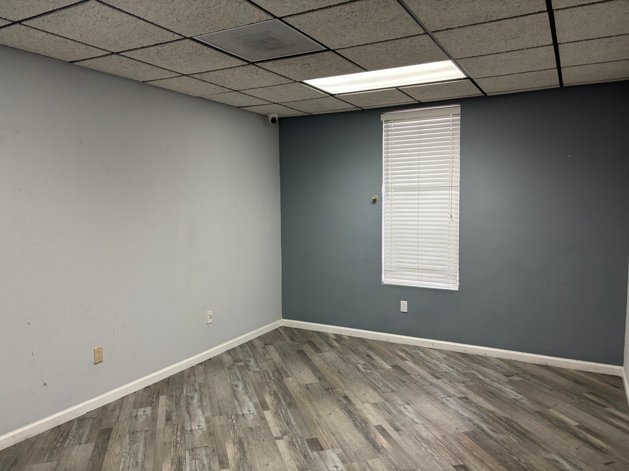 4141 W Bethany Home Rd, Phoenix, AZ for sale Building Photo- Image 1 of 12