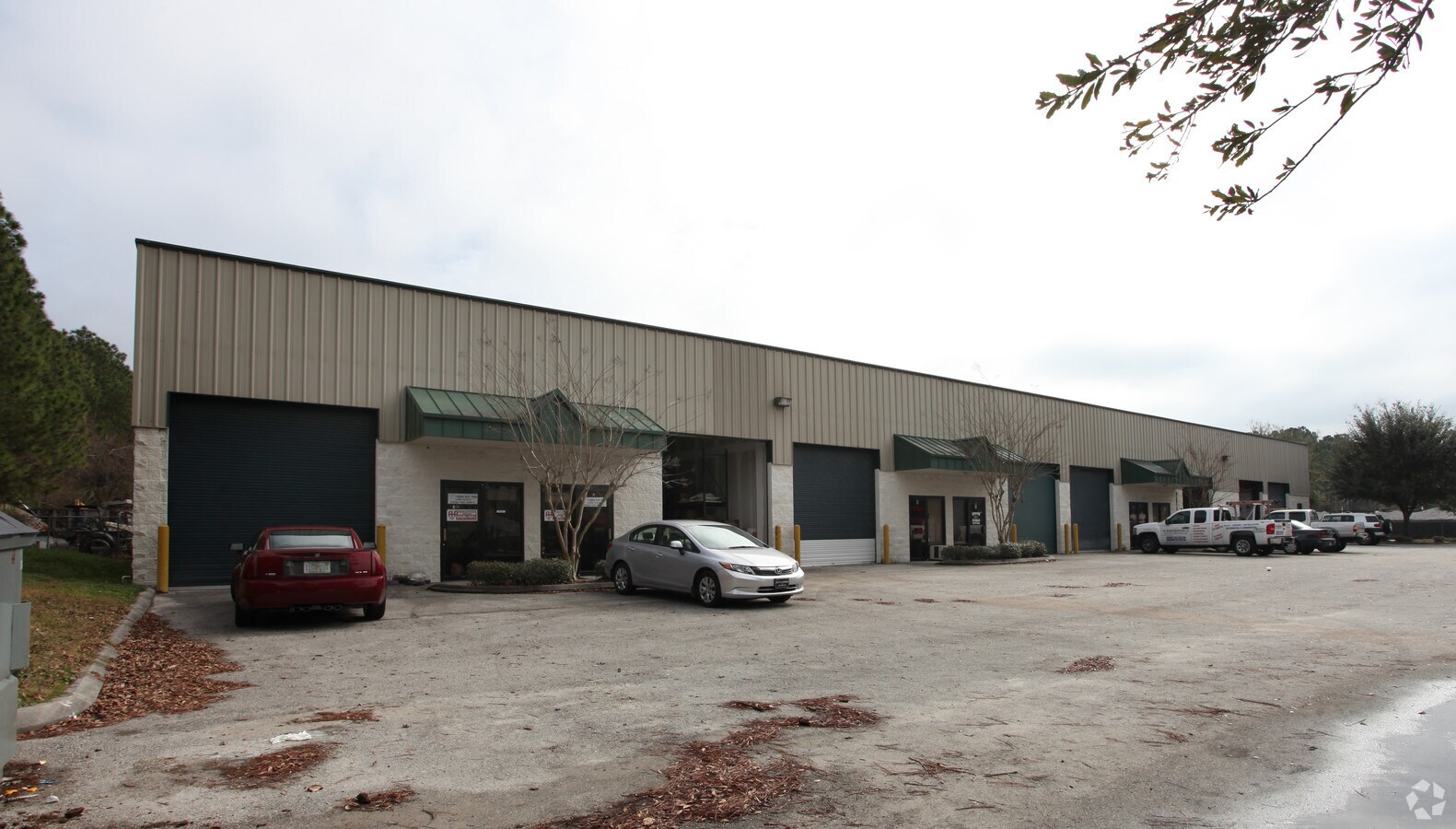 6919 Distribution Ave, Jacksonville, FL 32256