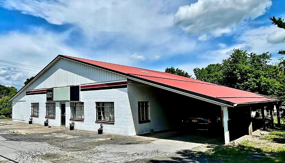2147 Route 96A, Ovid, NY for sale - Building Photo - Image 1 of 1