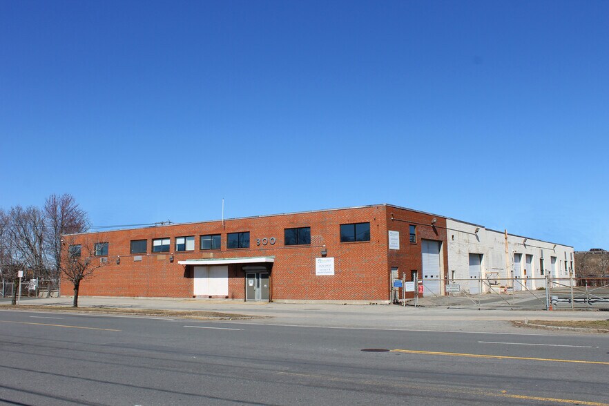 300 Mystic Ave, Medford, MA 02155