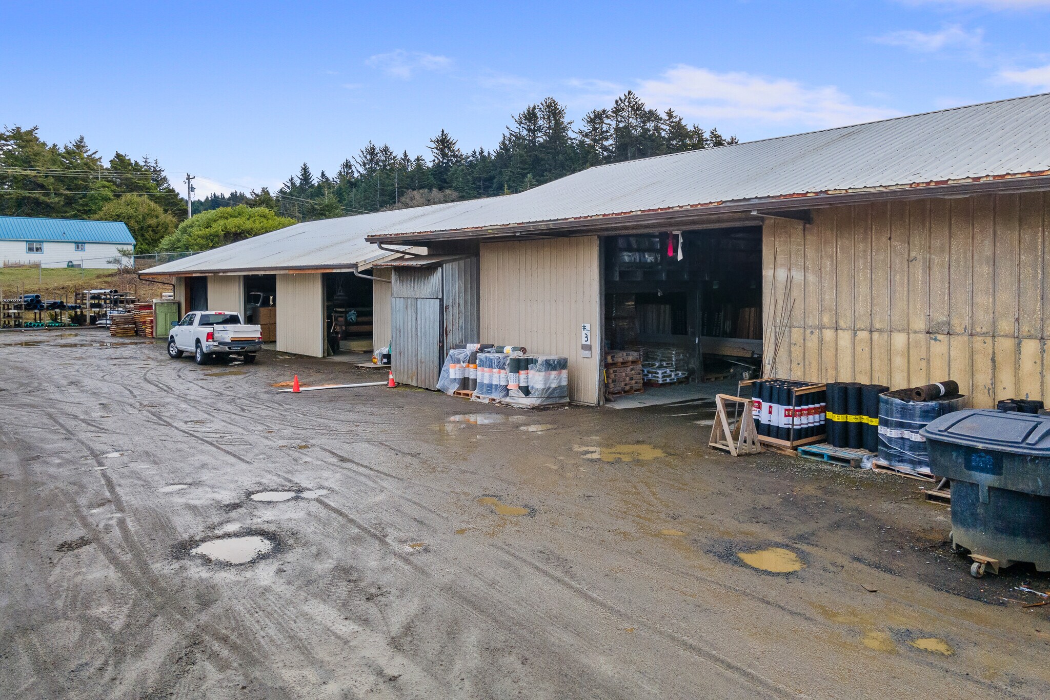 3551 SE Ferry Slip Rd, Newport, OR 97366 Barrelhead Building Supply
