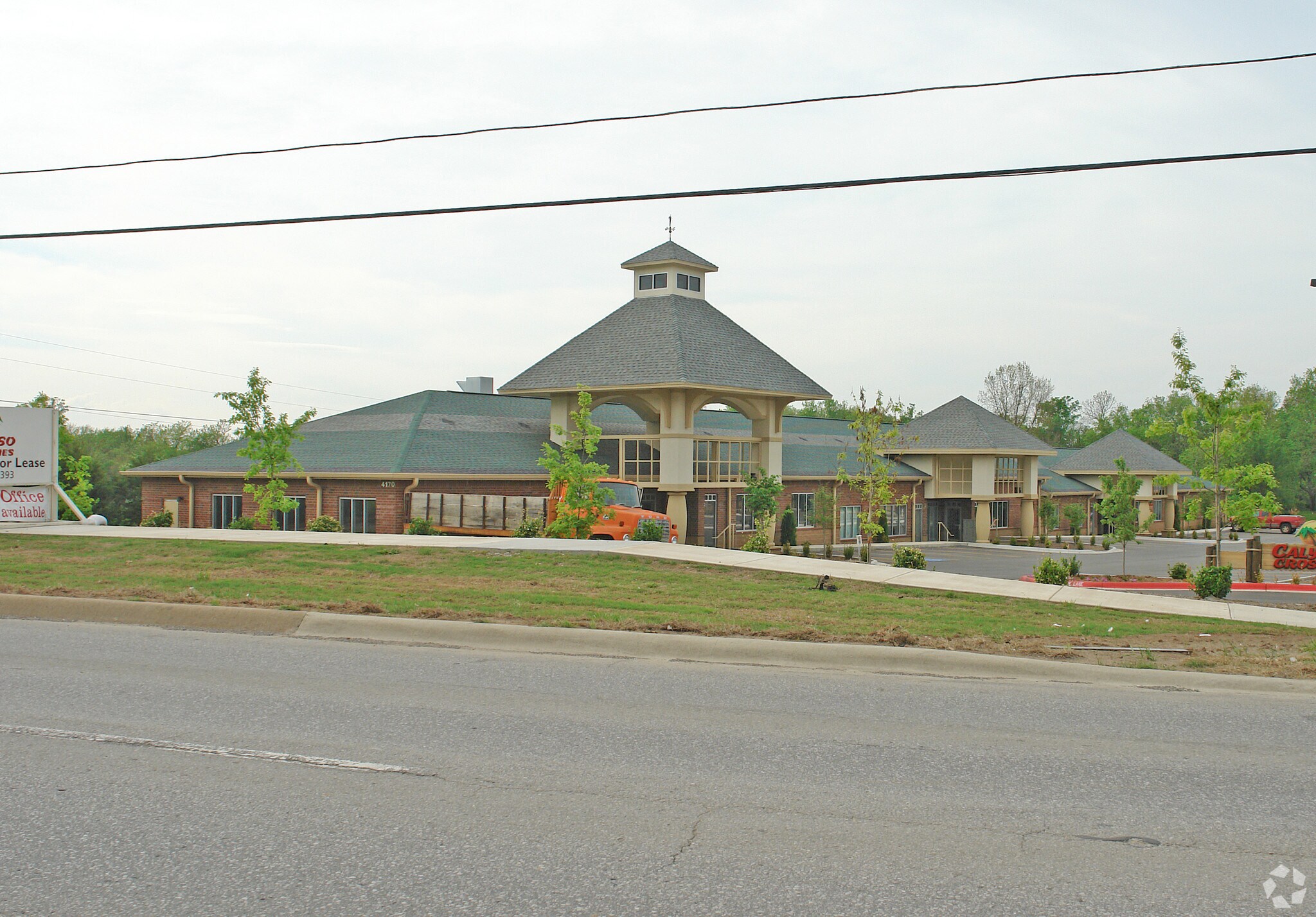 4170 Martin Luther King Jr Blvd, Fayetteville, AR for sale Building Photo- Image 1 of 1