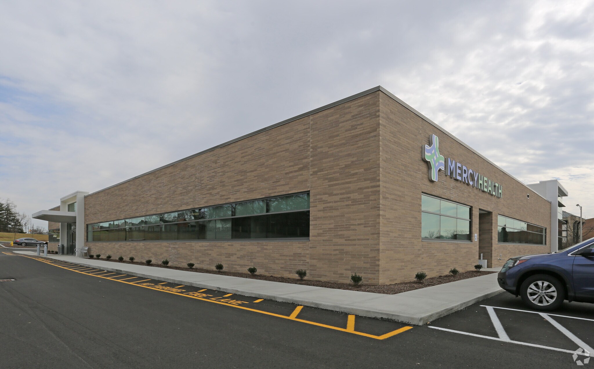 8599 Ridge Rd, Cincinnati, OH for sale Building Photo- Image 1 of 1