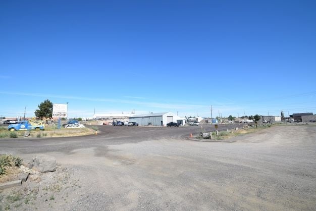 597 SW Veterans Way, Redmond, OR for sale Building Photo- Image 1 of 1