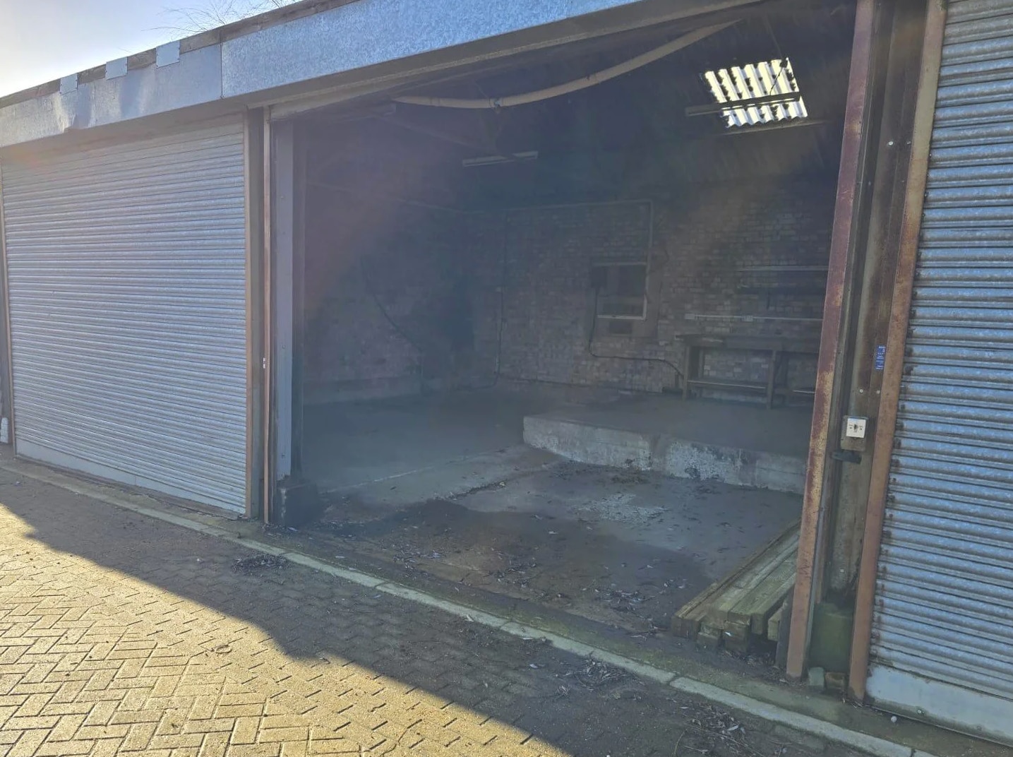 Woodhall Ln, Shenley for lease Interior Photo- Image 1 of 3