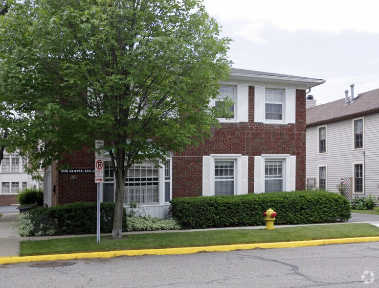 525 W Merrill St, Birmingham, MI for sale - Building Photo - Image 1 of 1