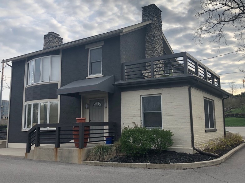 6371 Riverside Dr, Dublin, OH for lease - Building Photo - Image 2 of 7