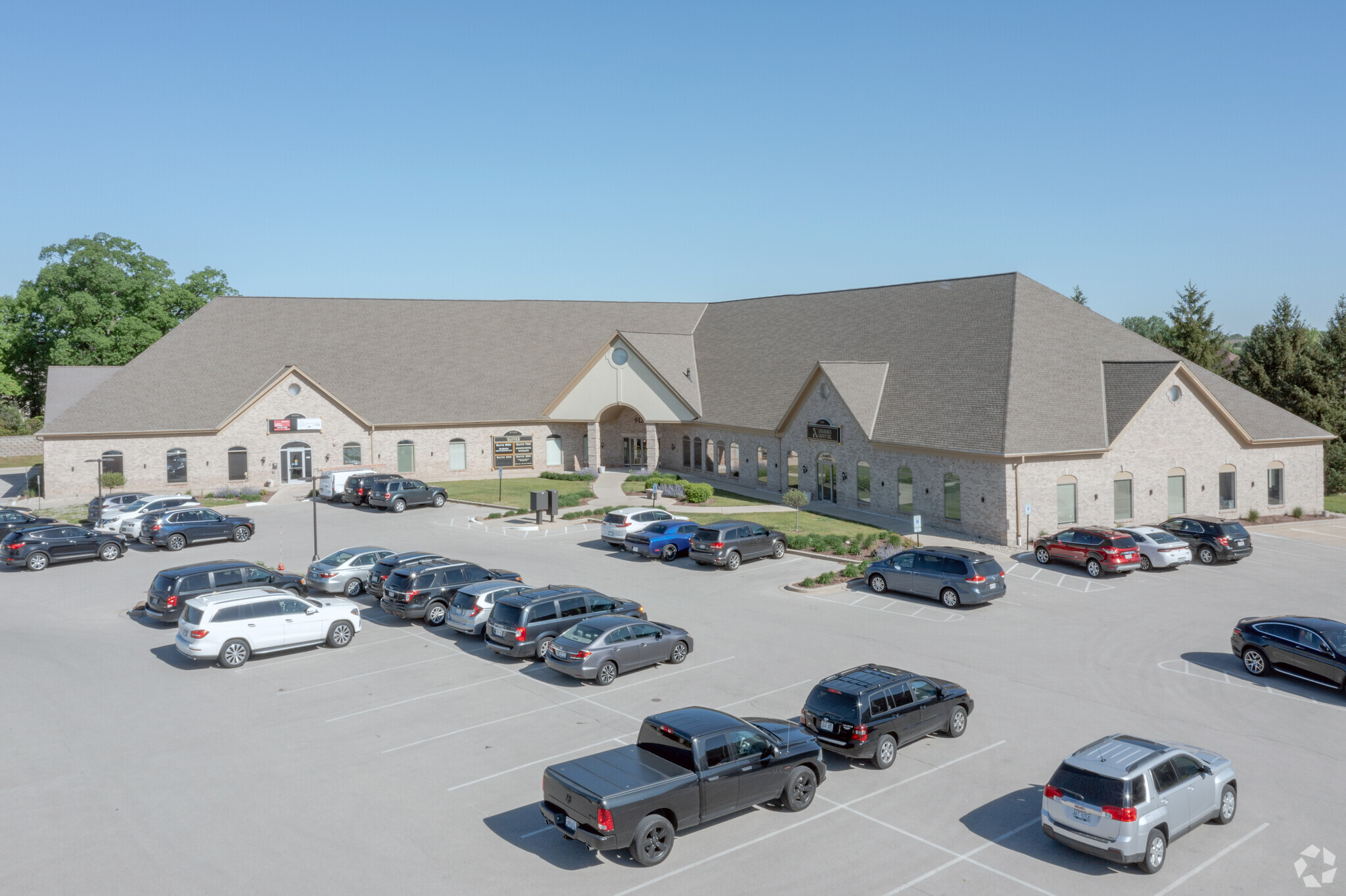 9130 W Loomis Rd, Franklin, WI for lease Building Photo- Image 1 of 5