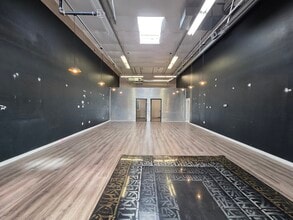 2195 Hyacinth St NE, Salem, OR for lease Interior Photo- Image 1 of 8