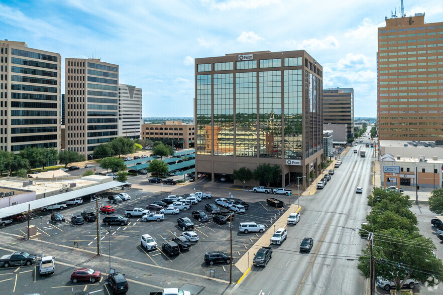 508 W Wall St, Midland, TX for lease - Aerial - Image 3 of 24