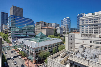 700 SW 5th Ave, Portland, OR - aerial  map view