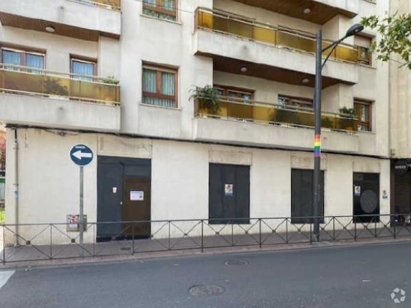 Plaza Constitución, 5, Getafe, MAD 28901 - Unit Puerta 01, Esc. E -  - Interior Photo - Image 1 of 19