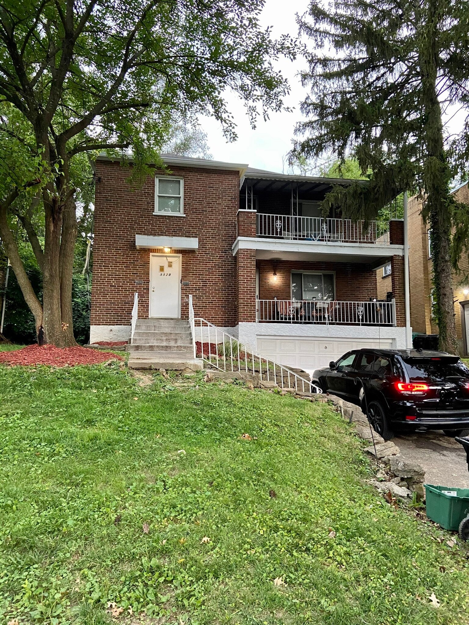 1129 Clearbrook Dr, Cincinnati, OH for sale Primary Photo- Image 1 of 1