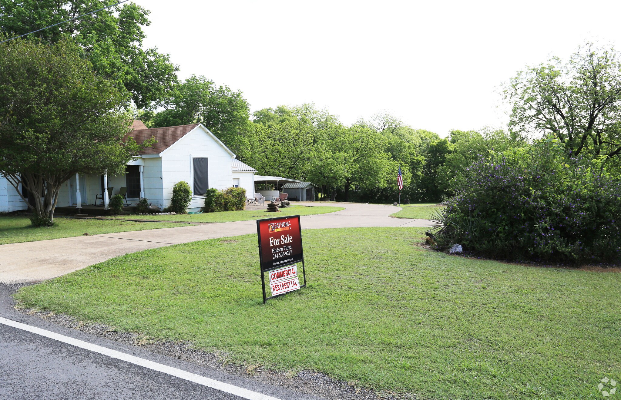 704 W Main St, Ovilla, TX for sale Primary Photo- Image 1 of 1