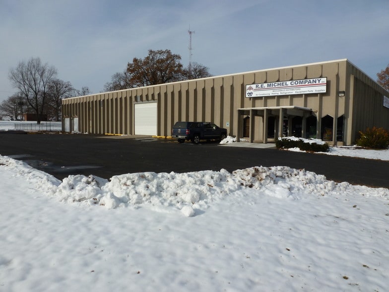 1705 N Commerce Dr, South Bend, IN for sale - Building Photo - Image 1 of 1