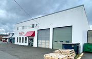 3043 Barons Rd, Nanaimo BC - Convenience Store