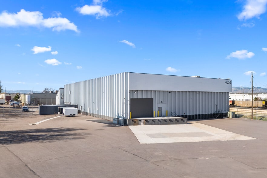 4550 S Windermere St, Englewood, CO for sale - Building Photo - Image 3 of 12