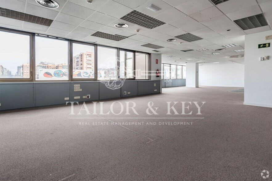 Office in Madrid, Madrid for lease - Interior Photo - Image 1 of 1