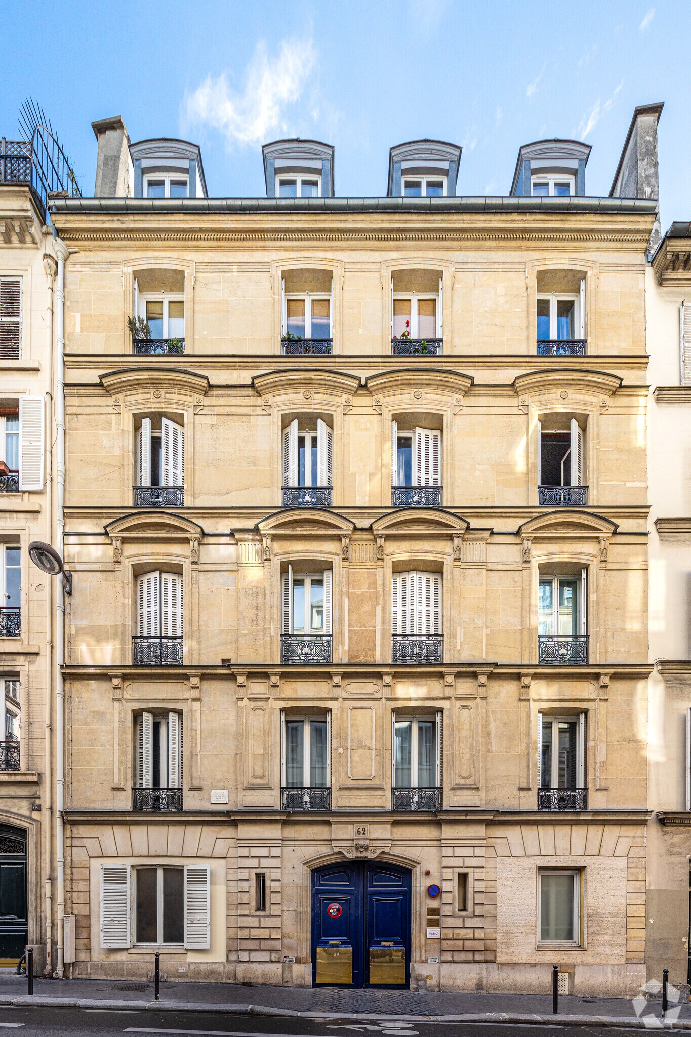 62 Rue Blanche, Paris for sale Primary Photo- Image 1 of 1