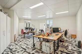 24 Rue Des Capucines, Paris for lease Interior Photo- Image 2 of 11