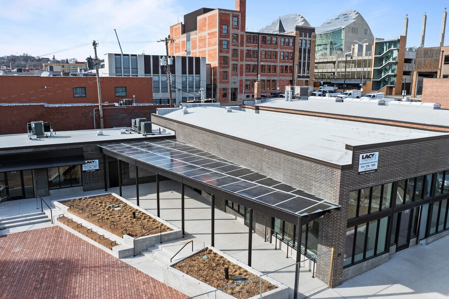 1718 Baltimore Ave, Kansas City, MO for lease - Building Photo - Image 2 of 15