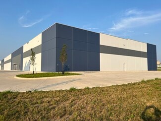 More details for 3460 Marnie Ave, Waterloo, IA - Industrial for Sale