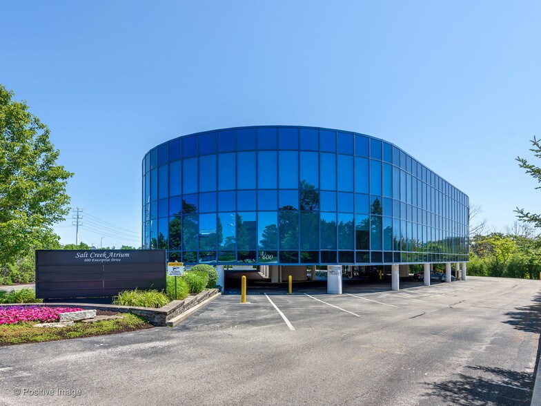 600 Enterprise Dr, Oak Brook, IL 60523