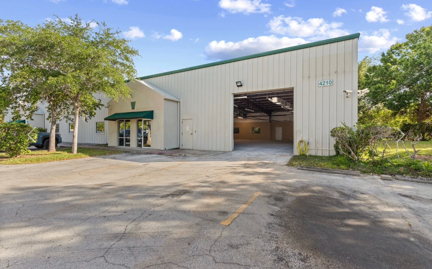 4200 Dow Rd, Melbourne, FL for lease Building Photo- Image 1 of 10